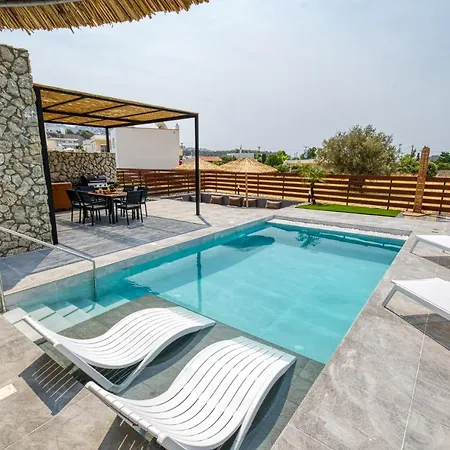 Terra Secreta Luxury Villa