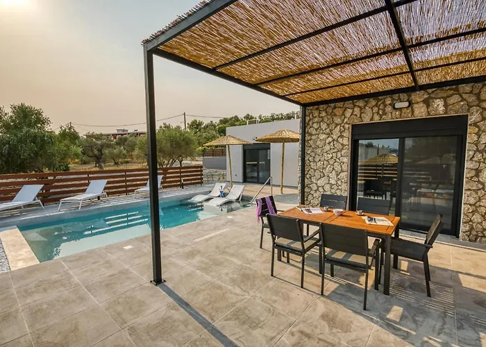 Terra Secreta Luxury Villa *