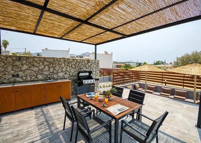 Terra Secreta Luxury Lardos