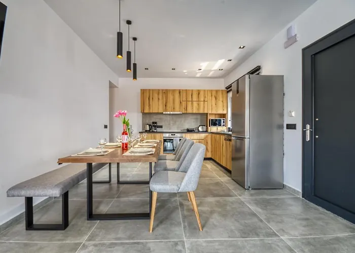 Terra Secreta Luxury