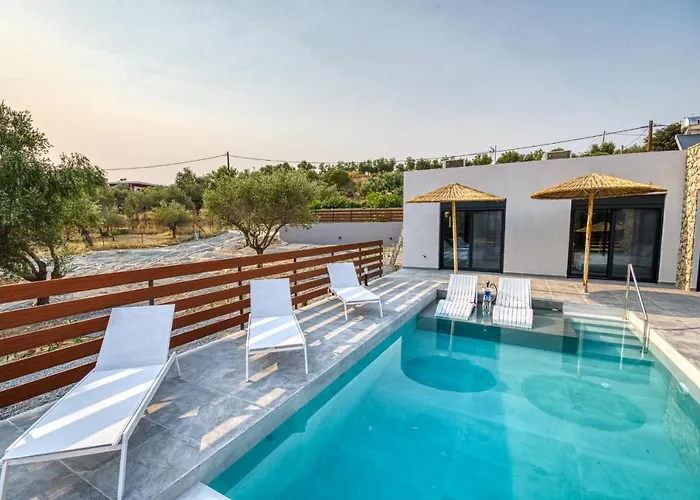 Terra Secreta Luxury Villa *